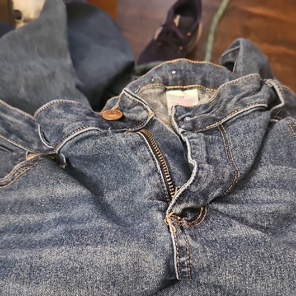 Classic Blue Denim Jacket with Button & Zip